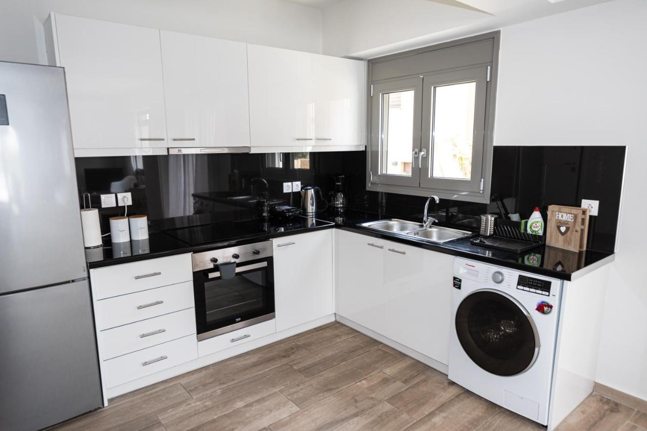 Design Apartment With Swimming Pool Near The Beach Athens Luaran gambar